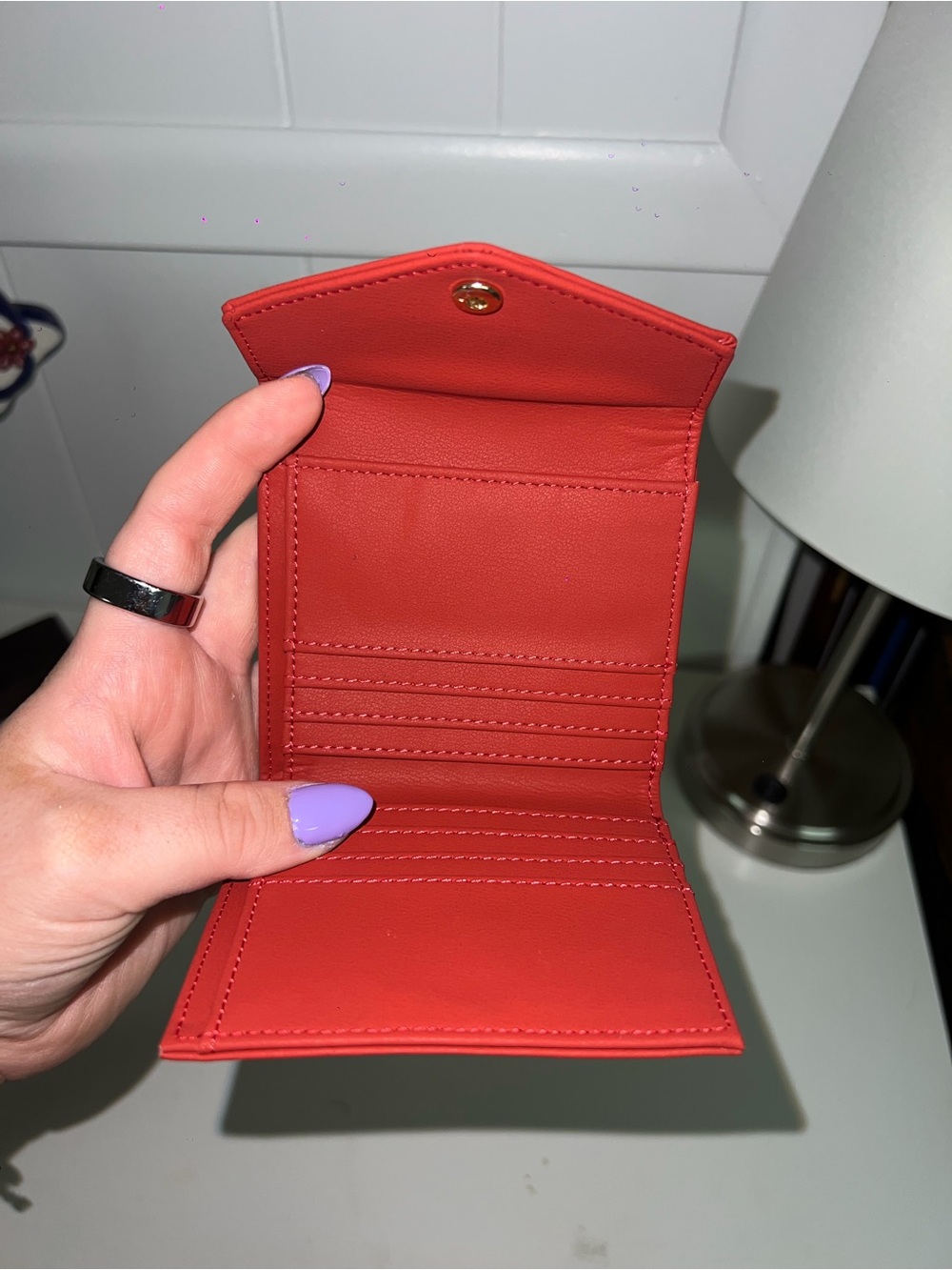 Compact Red Envelope Wallet with Keyring - Picture 4 of 4